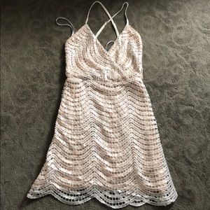 Lulus cross back dress XS